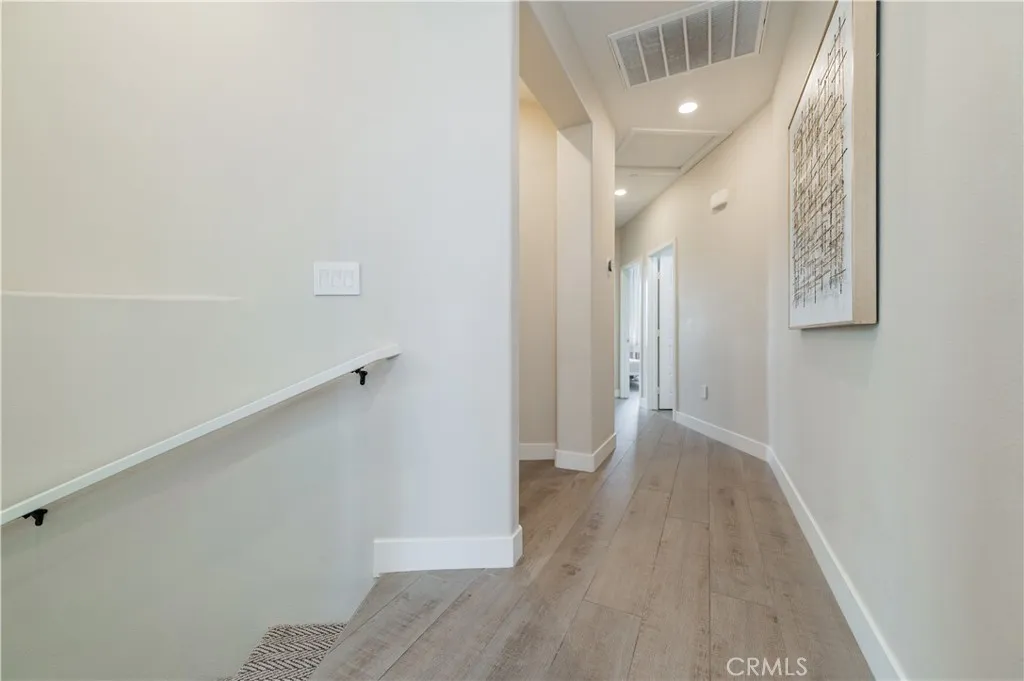 Irvine, California 92618, United States, 4 Bedrooms Bedrooms, ,4 BathroomsBathrooms,Residential,Active,160094