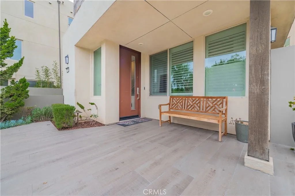 Irvine, California 92618, United States, 4 Bedrooms Bedrooms, ,4 BathroomsBathrooms,Residential,Active,160094