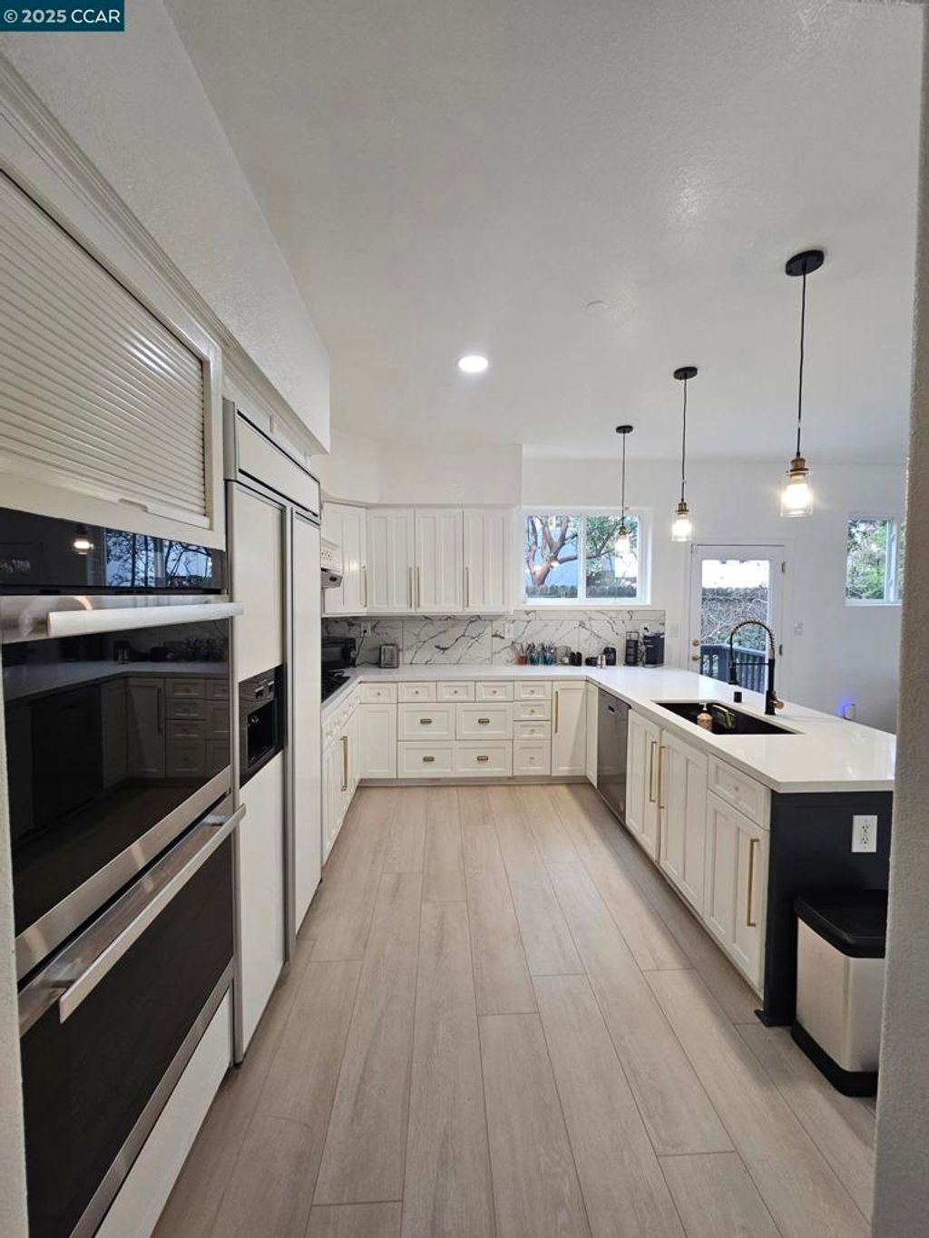 listing image 130729953370807199786