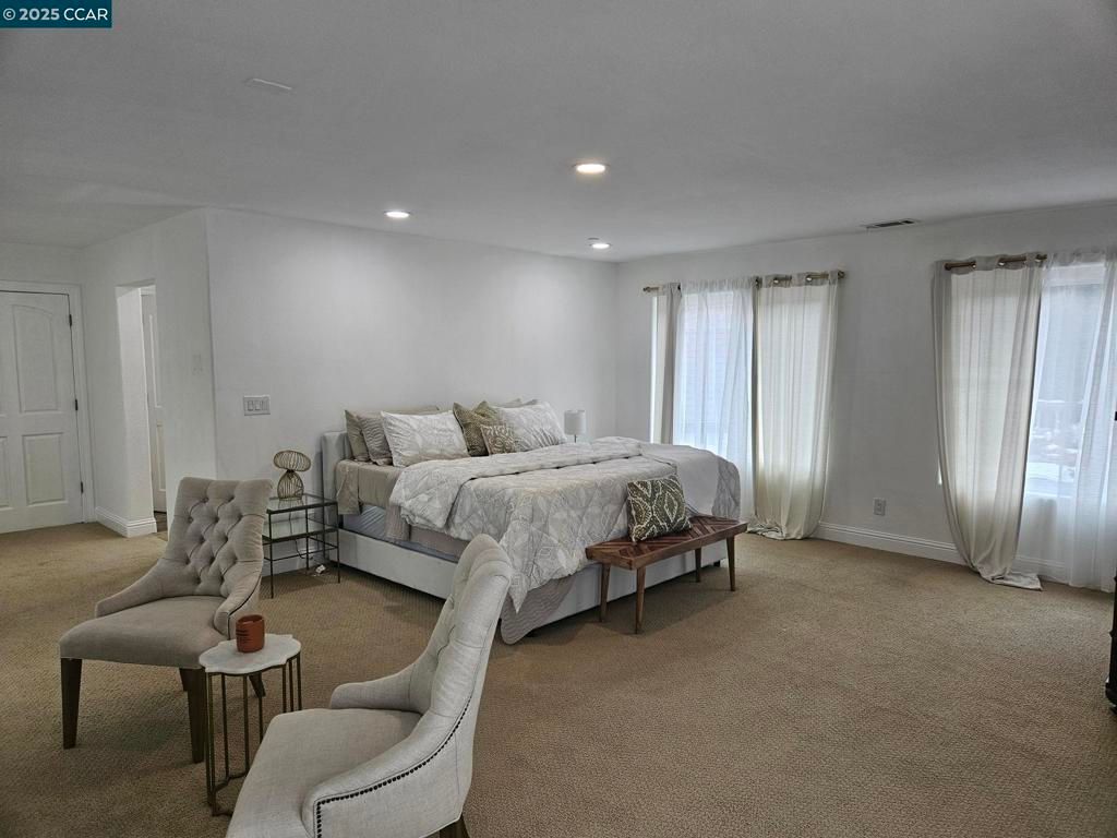 listing image 130720705005316062399