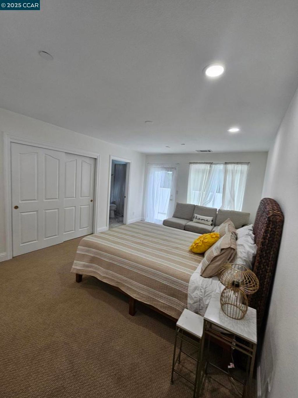 listing image 130722373177335014934