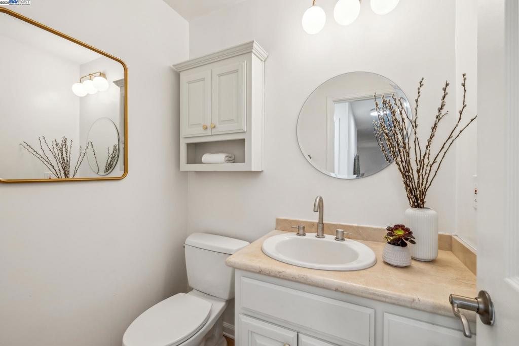 WASHINGTON MANOR - Residential