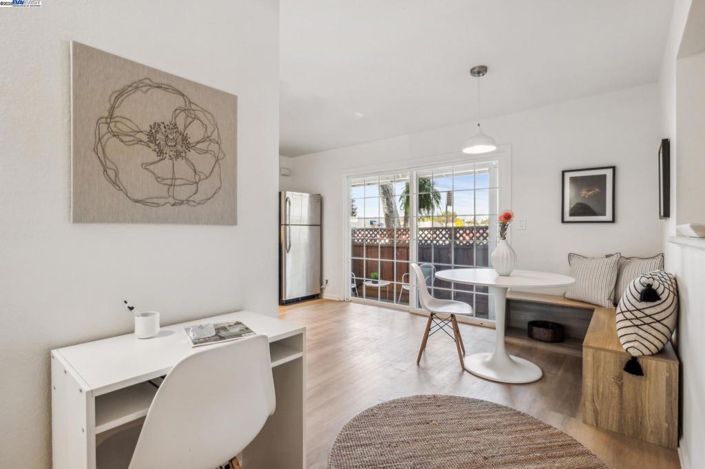 WASHINGTON MANOR - Residential