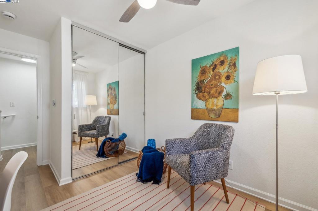 WASHINGTON MANOR - Residential