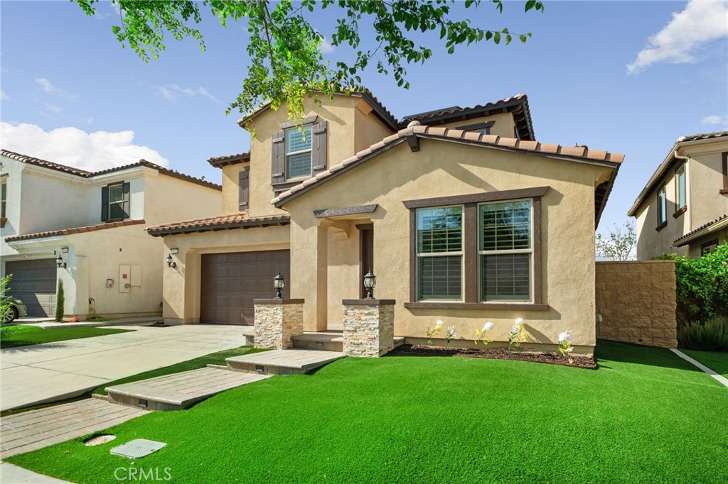 3121 E Silver Sky Drive