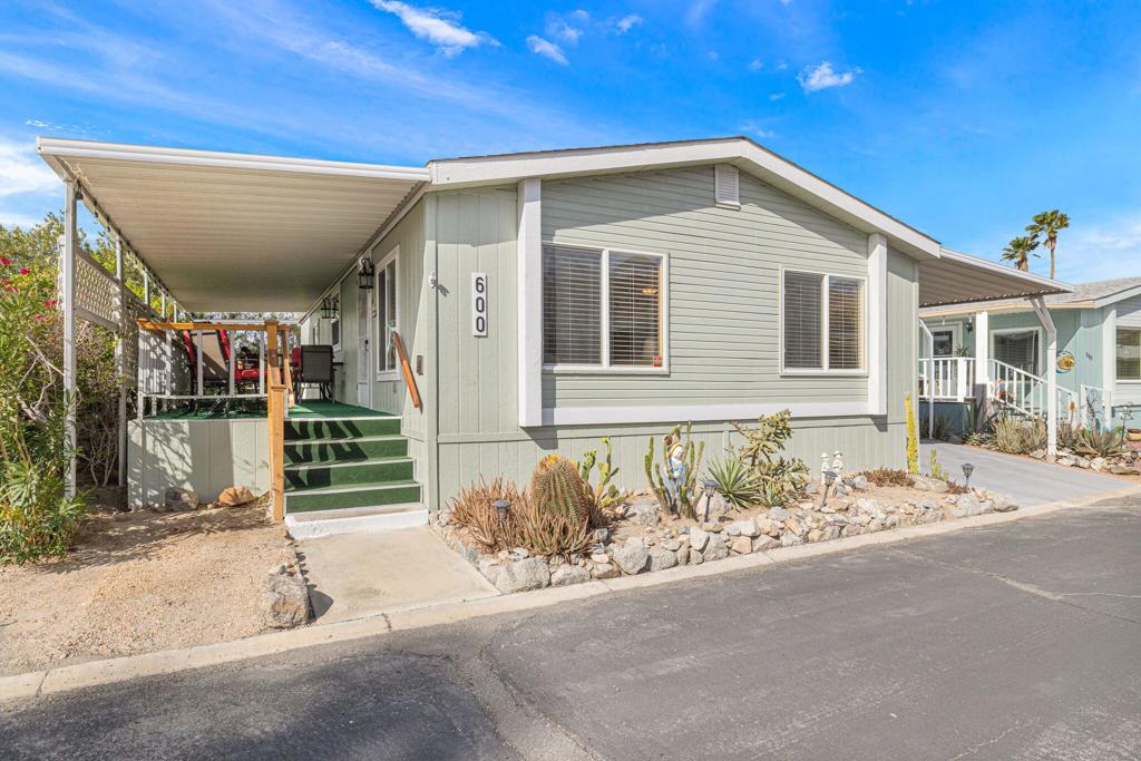 74711 Dillon Rd #600 Road
