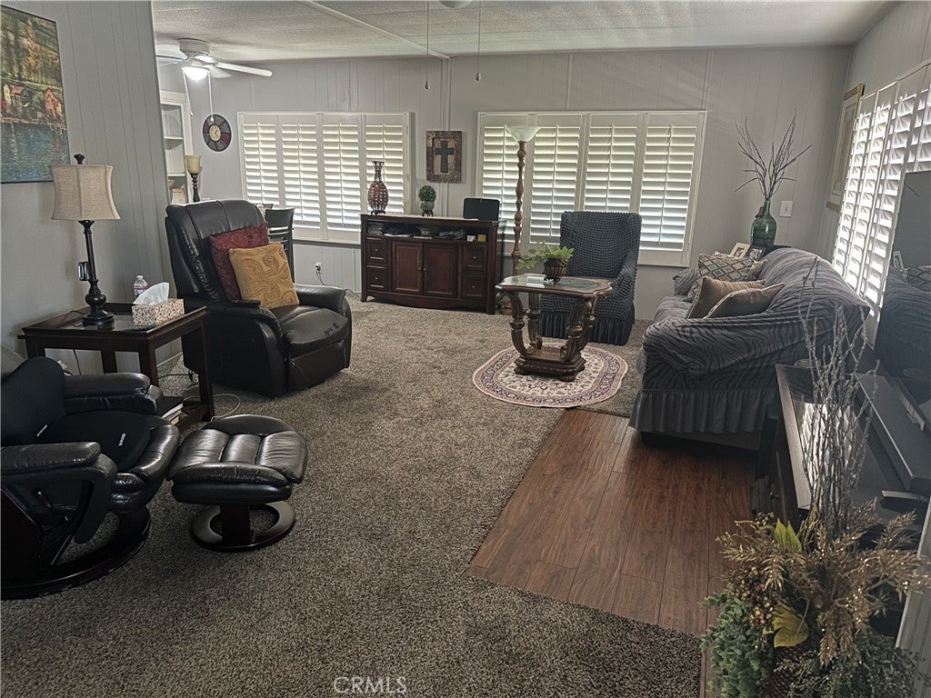 5001 W Florida