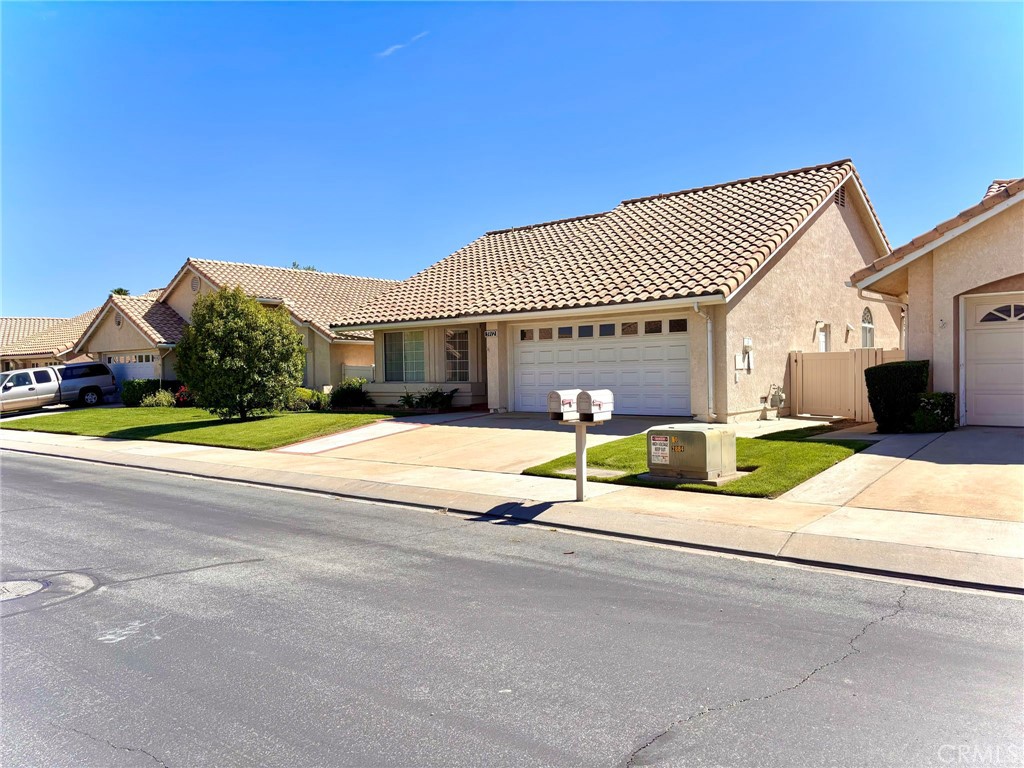 5912 Brookside