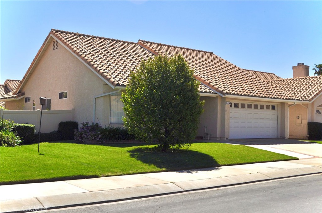5912 Brookside