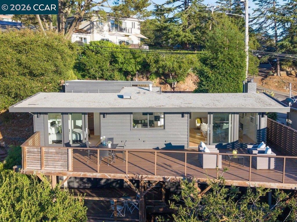 6401 Snake Road