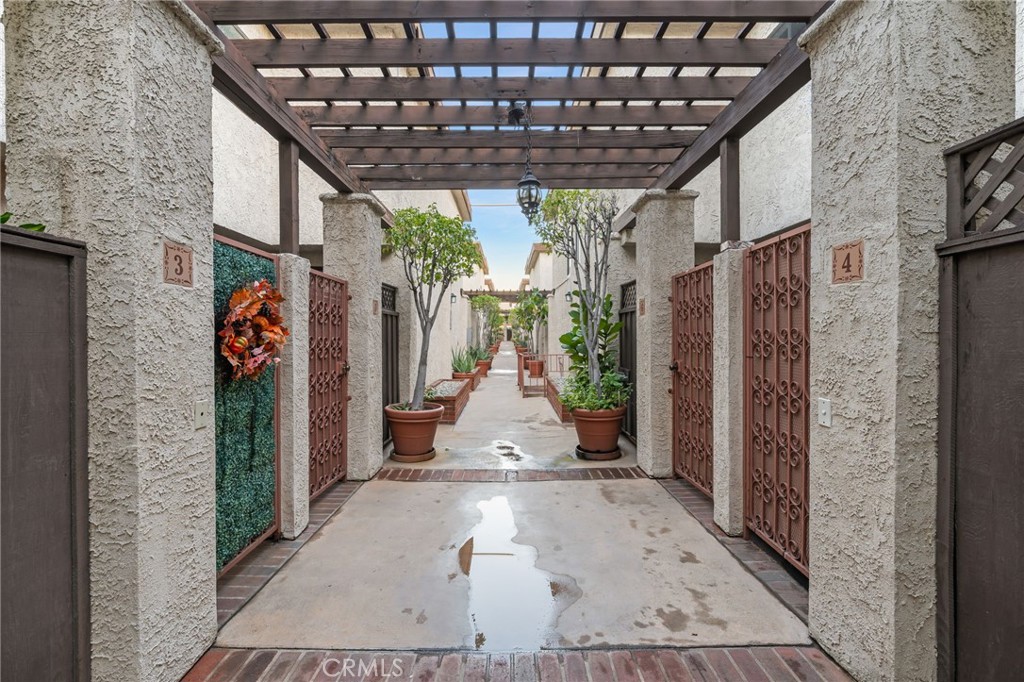 9210 Van Nuys Boulevard 14