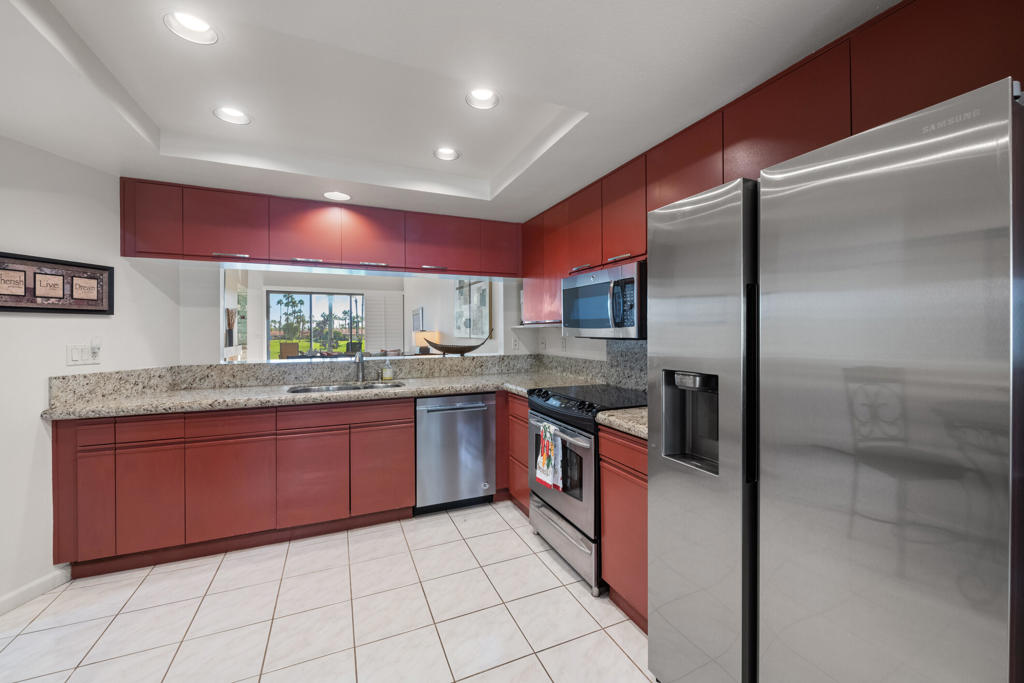 Palm Valley CC - Residential