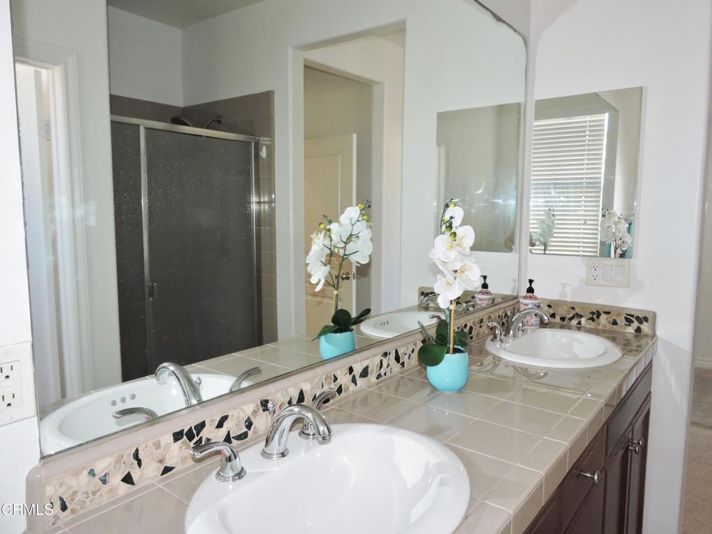 Tesoro Walk - 5455 - Residential