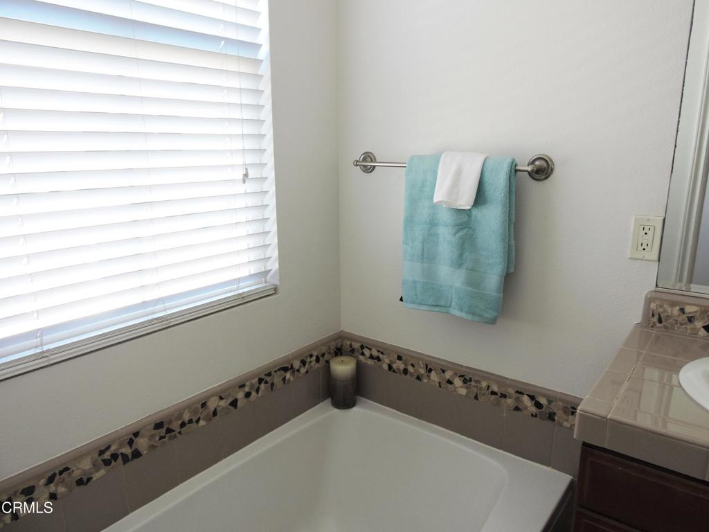 Tesoro Walk - 5455 - Residential