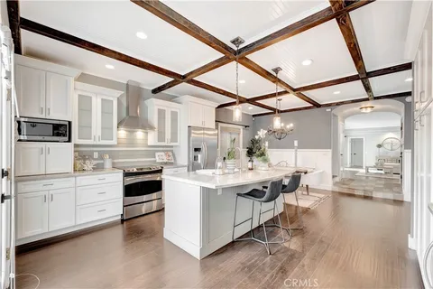 621 8th Street, Huntington Beach, CA 92648 - MLS#: OC25239429