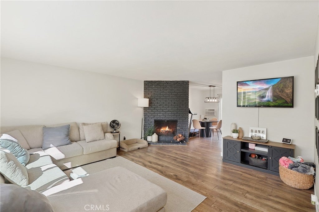 1107 W Memory Lane 13C