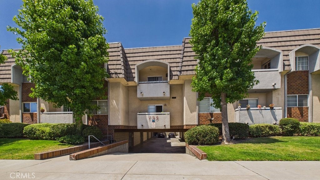735 W California AVE 102, Glendale CA 91203
