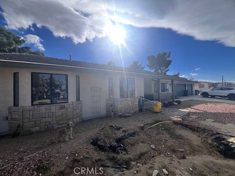 Photo of 1677 Del Rosa Rd, Pinon Hills, CA 92372 (MLS # IG25260517)