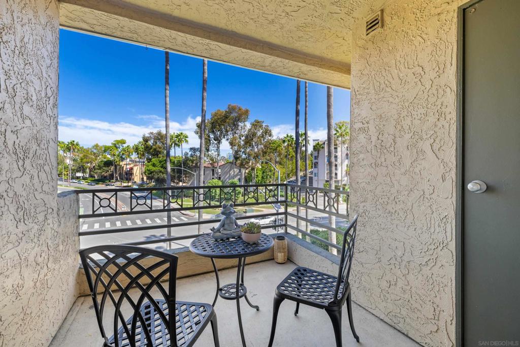 7565 CHARMANT DR. #510