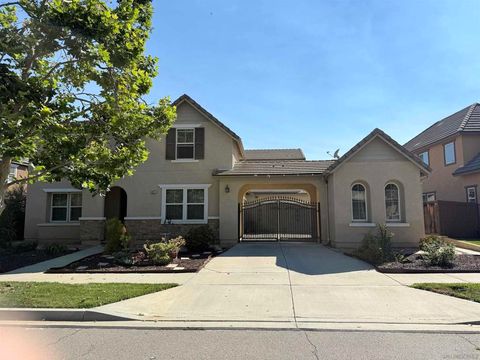 Photo of 3177 Katharine Dr, Escondido, CA 92027 (MLS # 250032605SD)