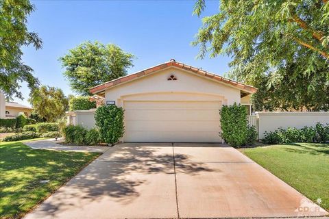 Photo of 48010 Via Vallarta, La Quinta, CA 92253 (MLS # 219122044DA)