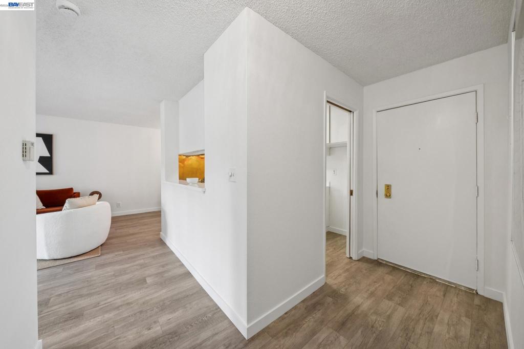 1327 Webster St B106
