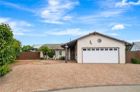 Photo of 10470 Tulsa Circle, Ventura, CA 93004 (MLS # SR26073653)