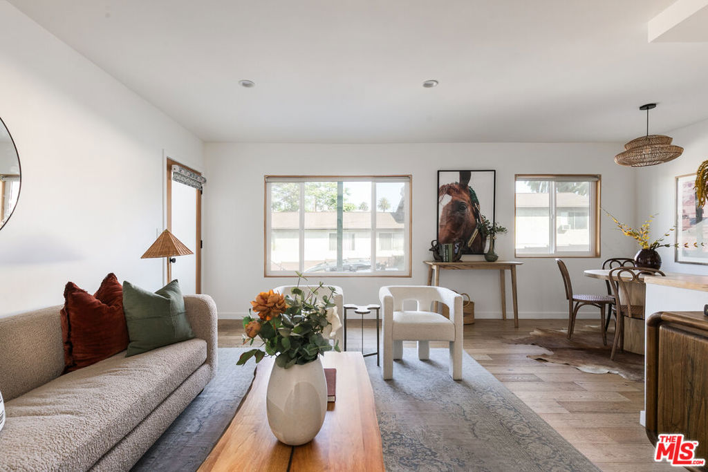 2135 Bellevue Avenue 4