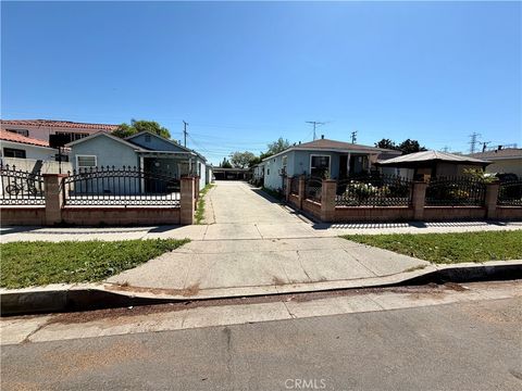 Photo of 6608 Ira Avenue, Bell Gardens, CA 90201 (MLS # DW26060380)
