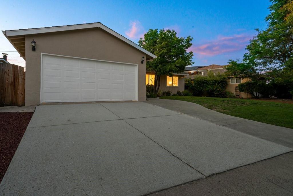 6951 Blue Hill Drive