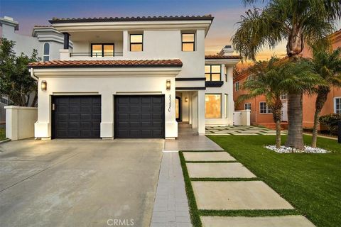 23108 Los Codona Avenue Torrance CA 90505