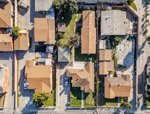 Photo of 7032 Somerset Cir, Paramount, CA 90723 (MLS # CV26160176)