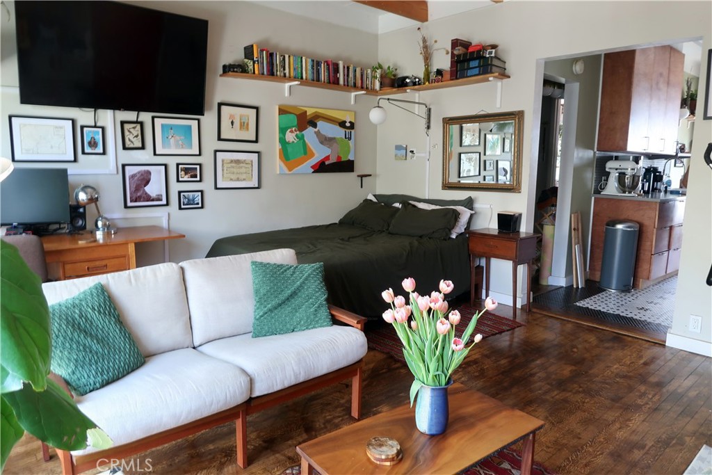 436 cedar avenue 10