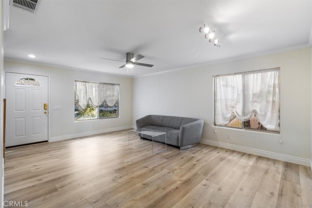 32927 Bonita Mesa Street