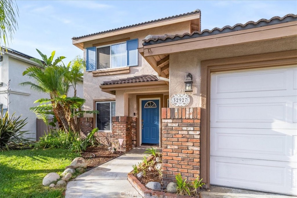 32927 Bonita Mesa Street