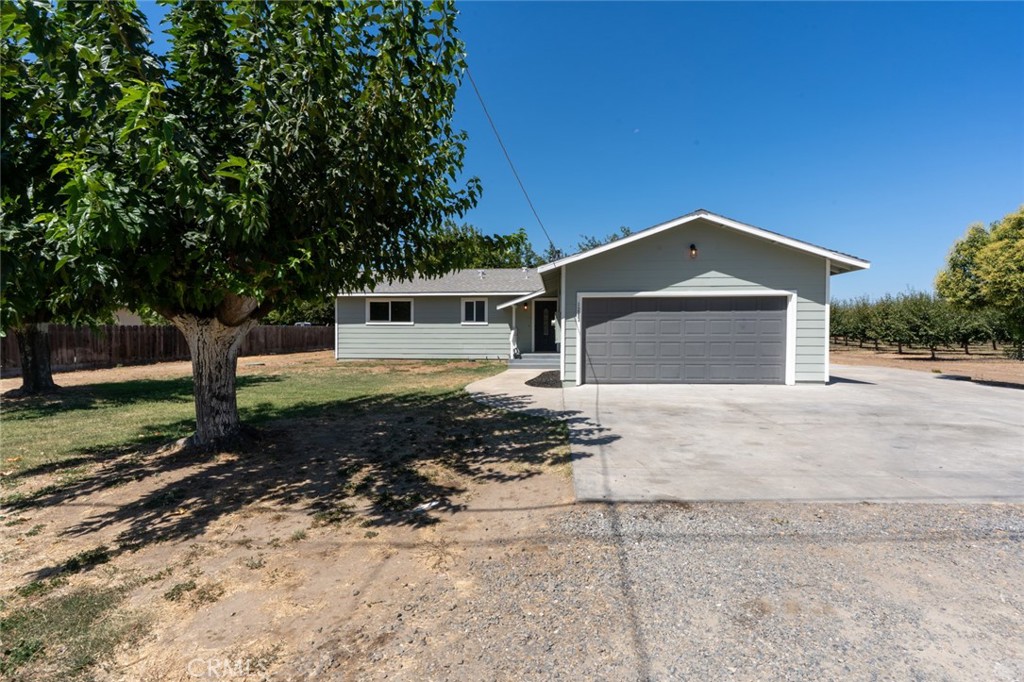 Welcome to peaceful country living and just minutes from town! This charming home offers 3 bedrooms and 3 bathrooms across 1,448 sq ft of living space. Two of the bedrooms are primary suites, each with its own private bathroom, an ideal setup for large families or multi-generational living.
The open-concept living room and kitchen create an inviting atmosphere. The kitchen features granite countertops, abundant cabinetry, and an island perfect for gathering. Luxury vinyl plank flooring and carpet flow throughout the home, combining style with comfort. Located at the end of a quiet street with peacefulness of nearby orchards. The large lot, which is 3/4 of an acre (29,621 sq. ft.) offers endless possibilities for outdoor living.
All this in an great location with the perfect balance of privacy and convenience.