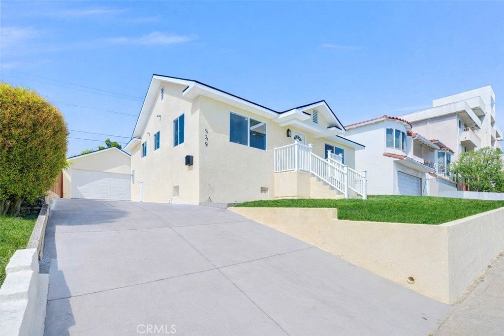 939 White Knoll Drive, Los Angeles CA 90012
