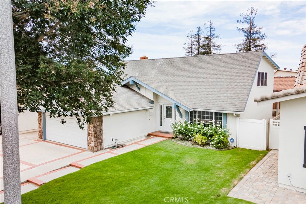14911 Featherhill