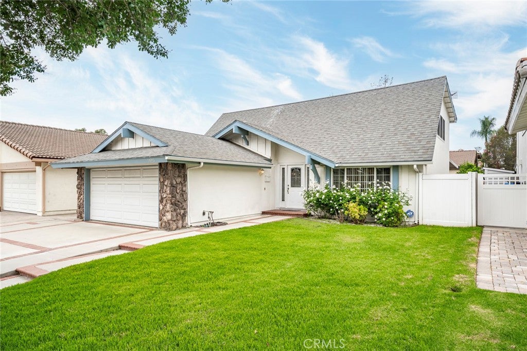 14911 Featherhill