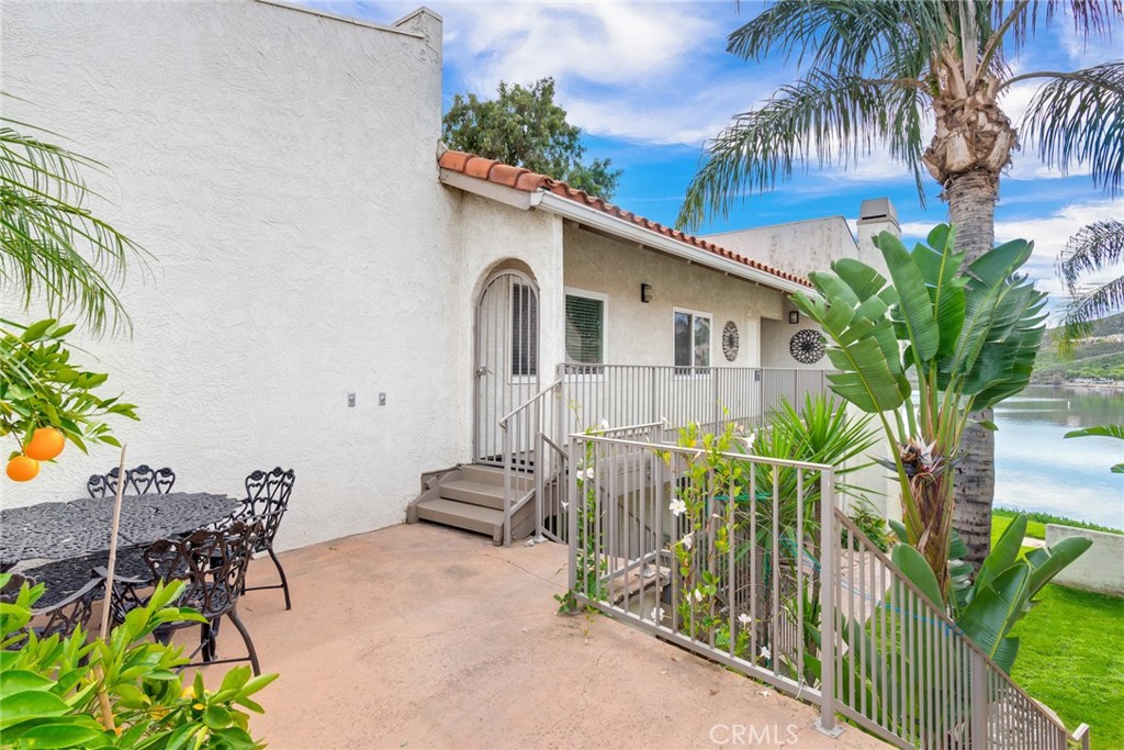 22196 Treasure Island