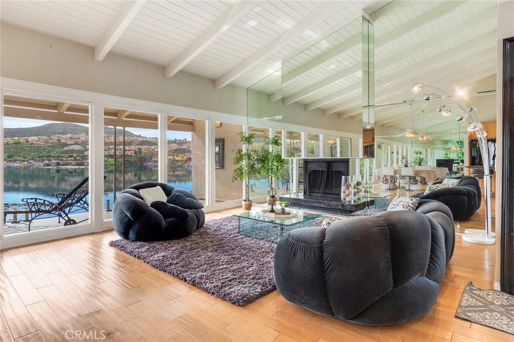 22196 Treasure Island