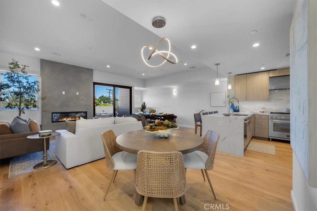 615 Aviation Way