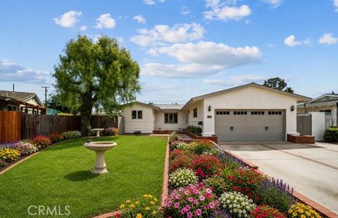 Photo of 11642 Barclay DR, Garden Grove, CA 92841 (MLS # OC26100190)