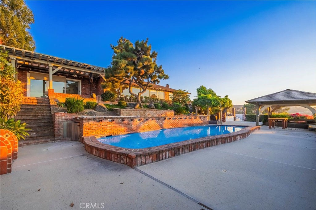 2333 N Coronet Court