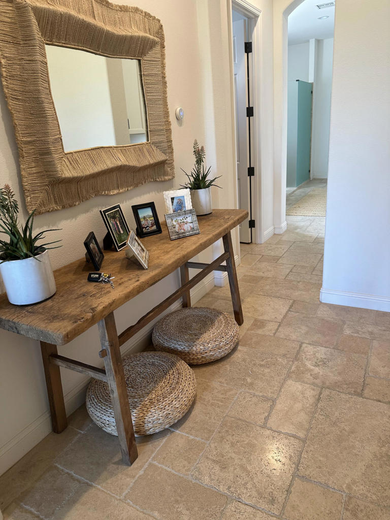 Mountain View CC - Residential Lease