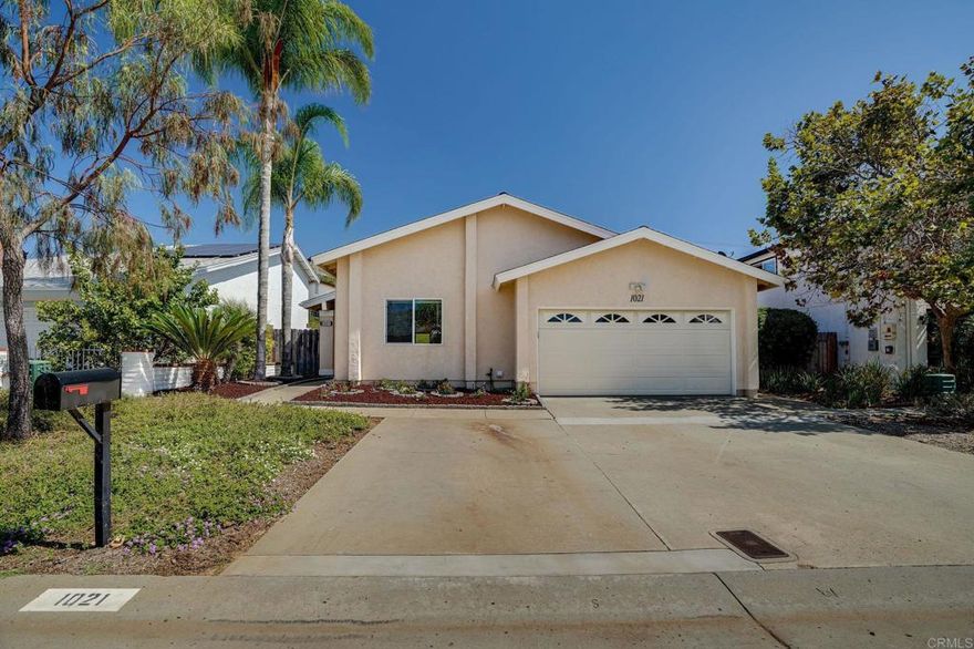 Beautifully maintained single-level home with 3 bedrooms, 2 baths, and bright open living spaces. With a private yard and a prime location close to schools, parks, and shopping.  It combines relaxed living with everyday convenience.