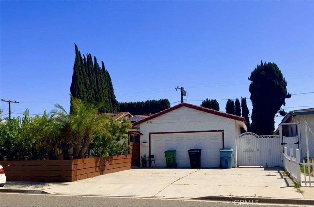 Photo of 6442 Sunside Ave, Westminster, CA 92683 (MLS # OC26094906)