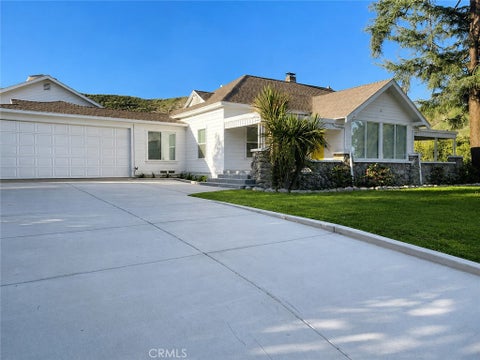 Photo of 26195 Beaumont Avenue, Loma Linda, CA 92354 (MLS # IG26189007)