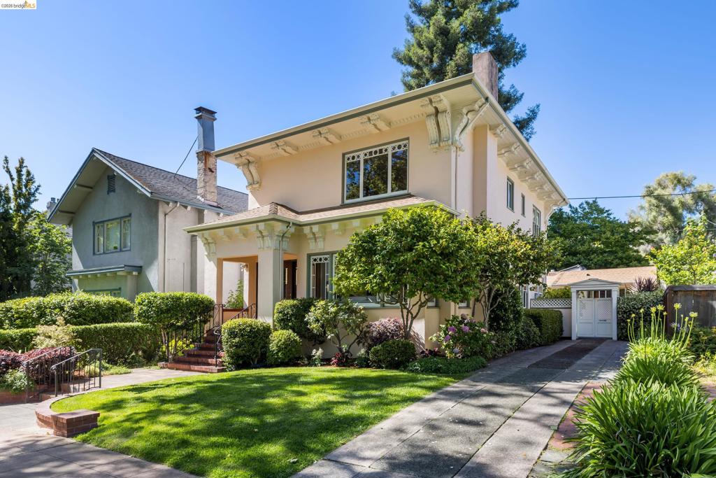 2909 Forest Ave