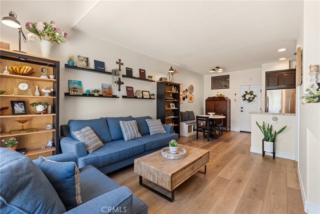 8567 E Tioga